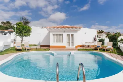 Image de Villa Arya Deluxe - Trois Chambres Villa, Couchages 5