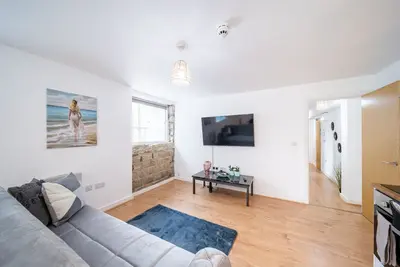 Appartement-Suite-Salle de bain privée séparée-Vue sur Rue-Free Private Parking