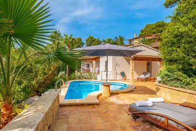 Image de Bendinat Golf - Quatre Chambres Villa, Couchages 8