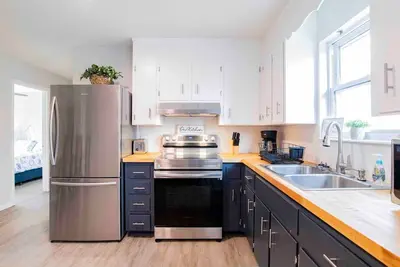 Image de Cozy Pensacola Home w/ Fenced Yard, Grill & Firepit