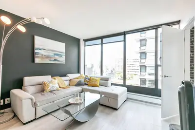 Image de D4 - Amazing Junior 2 Bedroom, Central Location + Ac