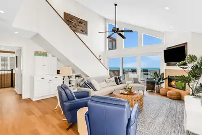 Image de Dog-friendly beachfront home with beach access, grill, balconies, & ocean views