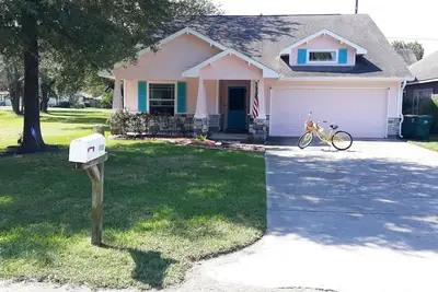Image de Life's a Beach at Daydream cottage. . . enjoy the beach and be close to Everything!