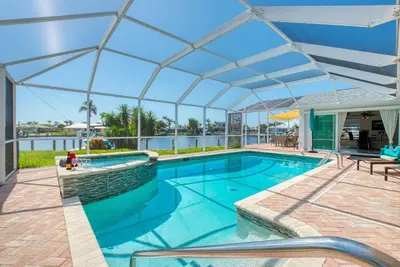 Image de Villa Mikado – Heated Pool & Spa | Gulf Access | Boat Rental + Tours Voucher Incl.