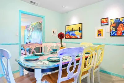 Image de Serene Retreat: Large Yard, Fire Pit, Near Savannah, Beaches & Kayaking\n\n\n\n\n\n\n