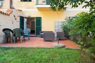 Appartement \"Beach Paradise- Luigi 16\" avec jardin privé et Wi-Fi