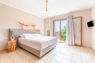 Image de Hôtel Appartement \"Ithaki\" avec vue sur la mer, jardin et Wi-Fi