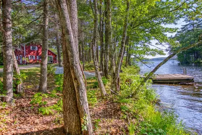 Image de Lilypad on Damariscotta Lake by Rocky Coast Rentals
