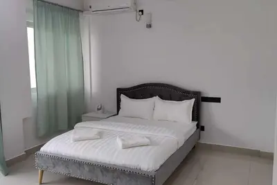 Deluxe Room in a Quite Neighborhood