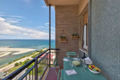 Image de Appartement 'Riva Mare 1' avec place de parking, vue sur la mer, balcon et Wi-Fi