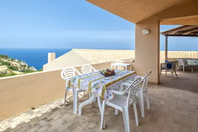 Image de Villa 'Paradiso' avec vue sur mer, piscine privée et terrasse privée