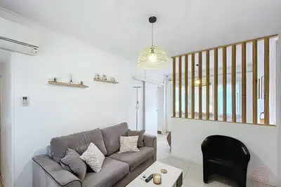 Image de Appartement F1 avec Terrasse et Clim, à 650m des Thermes - Lamalou-les-Bains