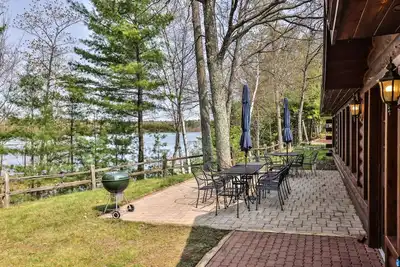 Image de Newly remodeled 8 bedroom on Little Muskie Lake!