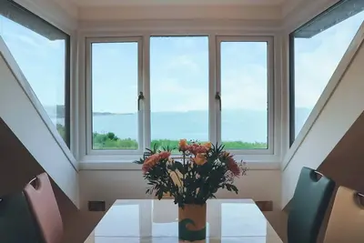 Image de 2 chambres à coucher à Coverack