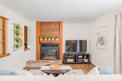Image de 𝑅etreat 𝑜𝑛 𝑅𝑖𝑑𝑔𝑒𝑣𝑖𝑒𝑤 - 3 bedroom