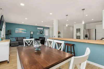 Image de San Diego Coastal Oceanside Spacious