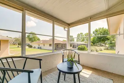 Image de Florida Vacation Rental w/ Enclosed Porch!