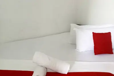 Budget accomodation with free drinking water and coffee