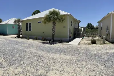 Image de Beach Cottage/2 pools/Golf Cart Friendly/Beach Access