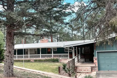 Image de Blazers Mill Hideout:  4 Br/3 1/2ba  Hot tub, Fireplace, pool table & great yard