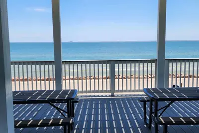 Mahi House Beachfront paradise!