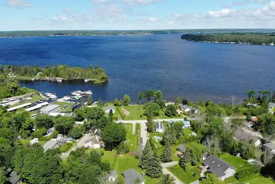 Image de Cabin 2 - 2 Br Lakeview Cabin, Sandy Beach, Firepits & Games in Parkview Resort