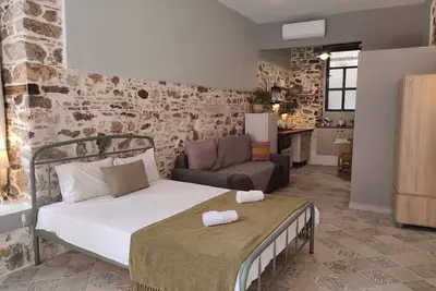 Pithari - Studio Apartment in the old Town of Nafplion