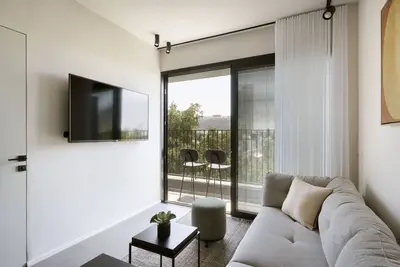 Image de Skyline Serenity by tlv2rent