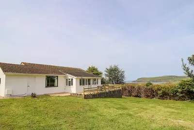 Image de Bryn Alaw, pet friendly, with a garden in Newport, Pembrokeshire