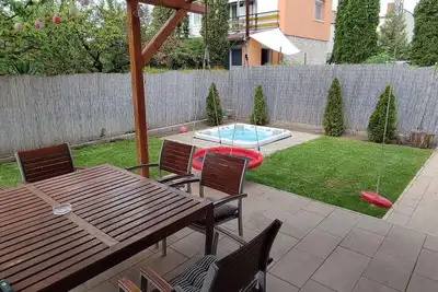 Image de Maison de vacances avec bain à remous, air conditionné et wifi