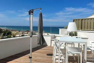 Image de Appartement Roof Top vue océan à 50 mètre de la plage