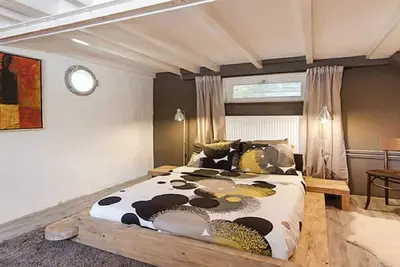 Image de Studio on a Houseboat+ Private Bathroom /Garden Terras in Old City Park