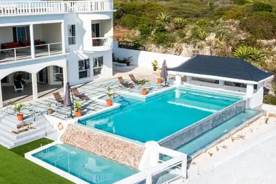 Image de Coral Bay Chateau - Luxury Villa in Treasure Beach
