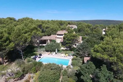 Image de Villa provençale au cœur du Lubéron