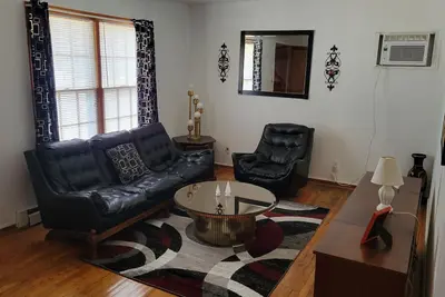 Work Crew or Family-Friendly Lodging - 3 Bedrooms