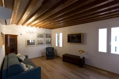 Image de Aponalview apartment  027042-Loc-12481