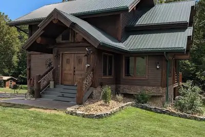Image de Holston River Lodge, Paradise on the River Fishing, Kayaking, Hot Tub, Wineries