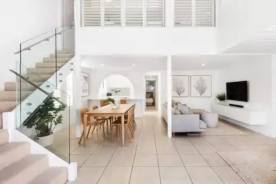 Image de Bayona 8: Elegant Family Retreat