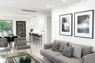Image de Hastings Park 7: Elegant Noosa Gem by the Beachl | Ac | gourmet kitchen