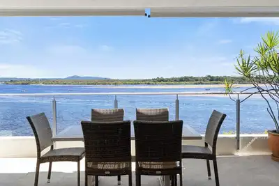 Image de Las Rias, Riverside Luxury Bliss