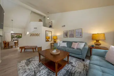 Image de Pool / Quiet / 3 Br & 2 Ba / Garage / Fenced