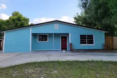 Image de Affordable Casual Living in Altamonte Springs for Large Group