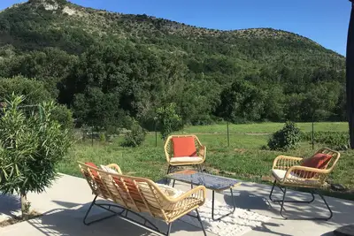 Image de Maison agréable avec piscine