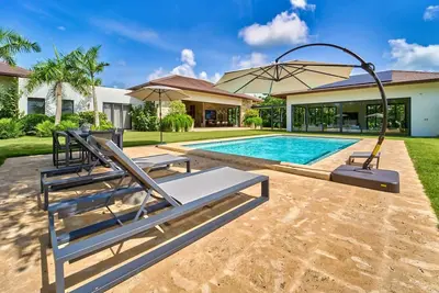 Image de Villa Porton in Casa de Campo by Personal Villas - Contemporary Design