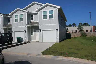 Image de 5 Minutes to Okaloosa Beach and 15 minutes to Destin Beach