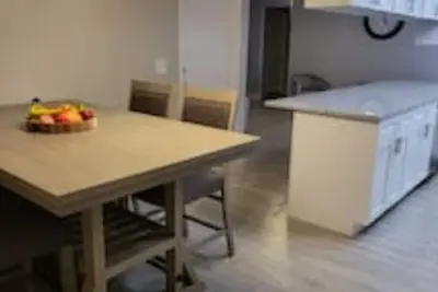 Image de 5 Bedroom Chain of Lakes Home w/Ac Pet Friendly