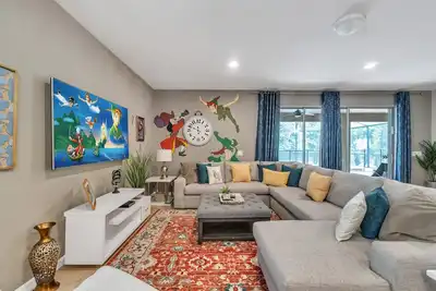 Image de Enchanted Escape - 8 Br - Super Mario - Pool - Hot Tub -