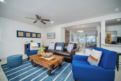 Image de Summer Spot! Seaside Serenity_Cozy Home_Mayo & Beach~Sleeps 8