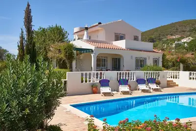 Image de Jasmineiro - Trois Chambres Villa, Couchages 6