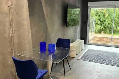 Image de l'entre vous, spa- L'opale